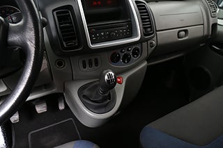 Minibuss Renault Trafic 14 av 18