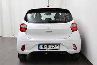 Halvkombi Hyundai i10 9 av 19