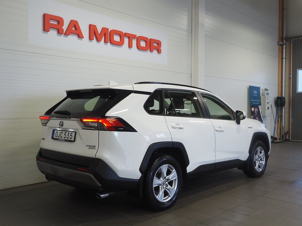 Toyota RAV4 Hybrid AWD-i E-CVT 222hk Active Backkamera 2021