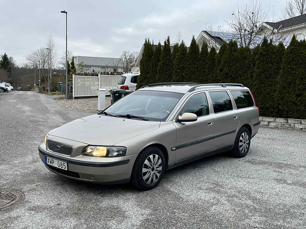 Volvo V70 2.4 Automatisk, 170hk, 2001