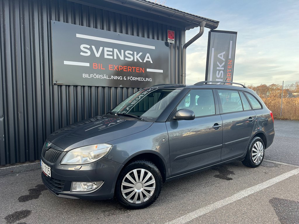 Skoda Fabia Kombi 1.2 TSI Elegance/P-sensor/F-hållare/1 ägare