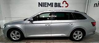 Skoda Superb Kombi 4x4 Business L&K Drag Canton Dvärm SoV