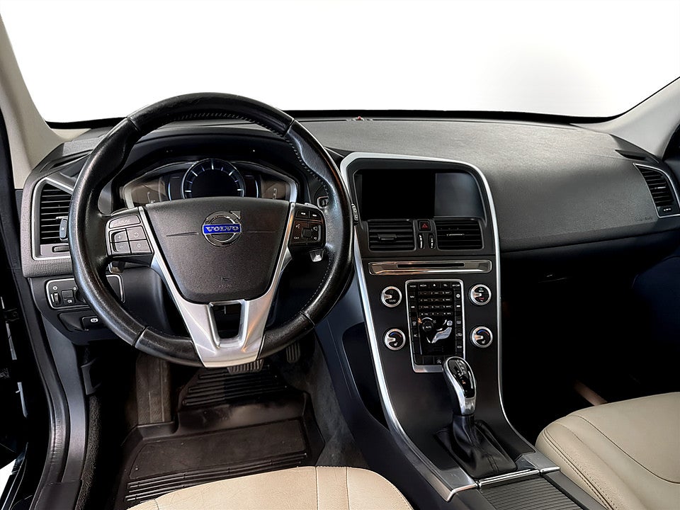 Bild på Volvo XC60 Summum Business Edition D4 190hk Aut PANO ELSTOL