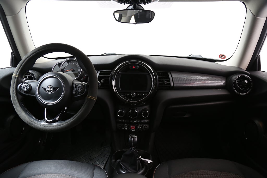 MINI Cooper 136hk Essential