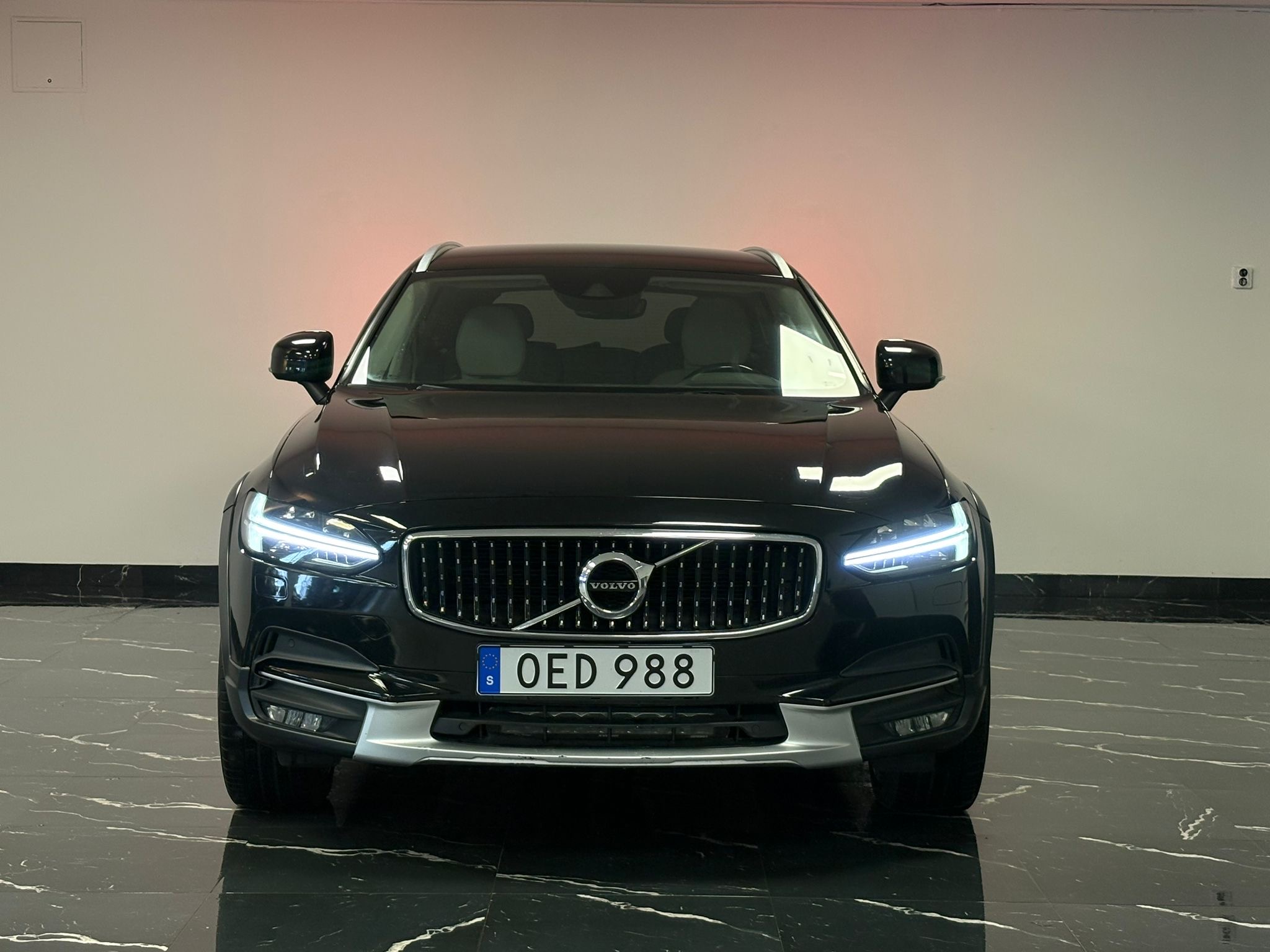 Volvo V90 Cross Country 2017, bild 2/56