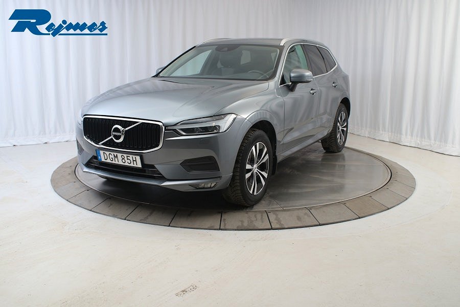 Volvo XC60 B4 AWD Diesel Momentum Advanced Edt