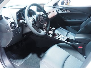 Halvkombi Mazda CX-3 11 av 20