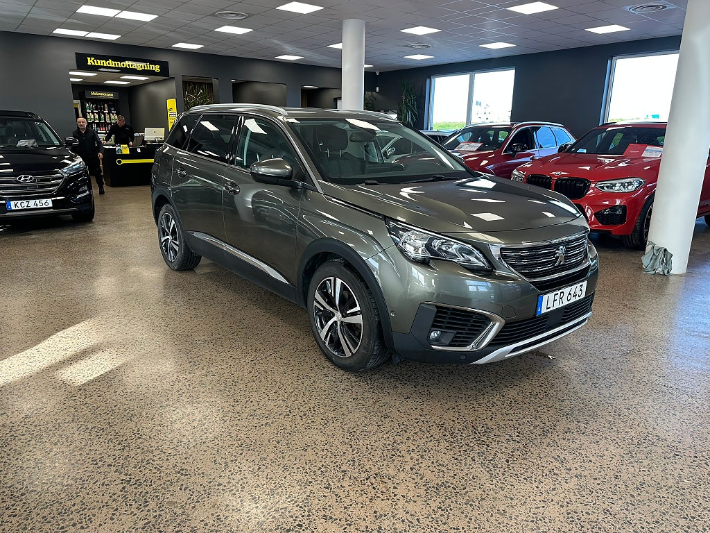 Peugeot 5008 1.6 BlueHDi 120 Allure / 7-sits / Carplay