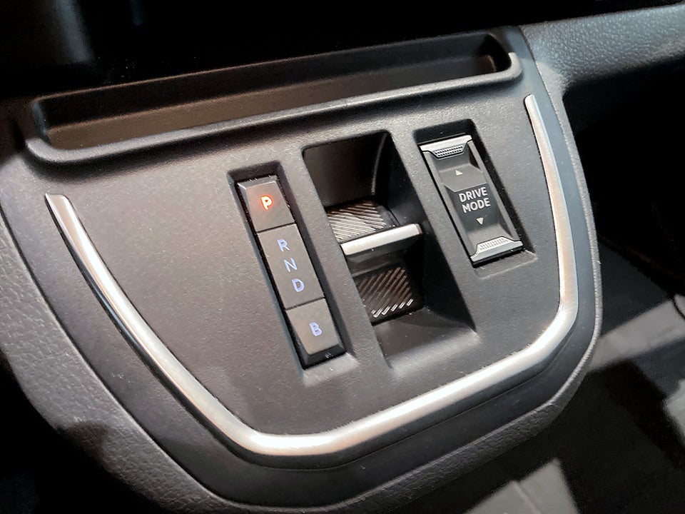 Bild på Citroën e-Jumpy Crew Cab Business Premium 75kWh 136hk Aut L3 B-KAMERA 