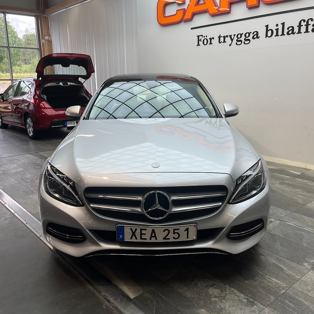 Mercedes-Benz C 200 Plus 4,99% Avantgarde Panorama Navi Backkamera Drag
