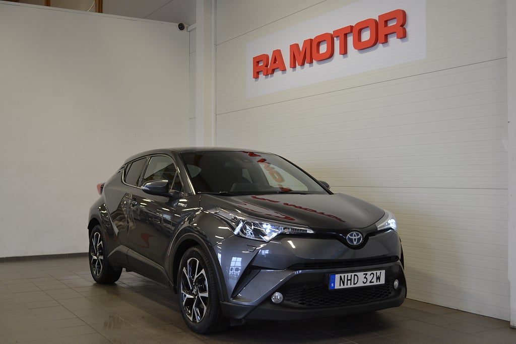 Toyota C-HR Hybrid CVT X-Edition Dragkrok Kamera Rattvärme M-Värm 2019