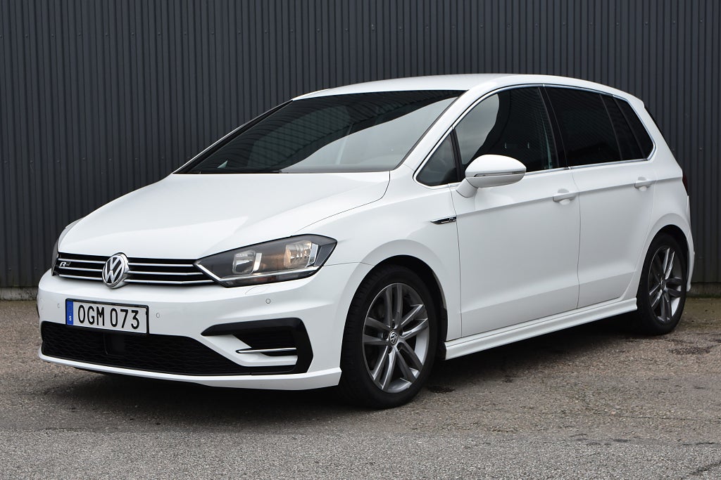 Volkswagen Golf Sportsvan 1.4 TSI R-line / Dragkrok / Adaptiv farthållare