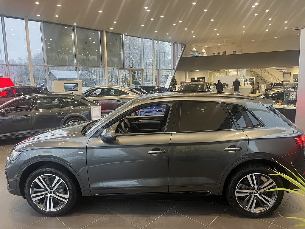 Audi Q5 S LINE 40 TDI QUATTRO 204HK