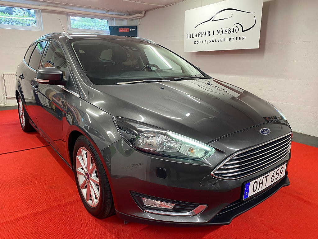 Ford Focus Kombi 1.5 TDCi Powershift Titanium Euro 6 Automatlåda