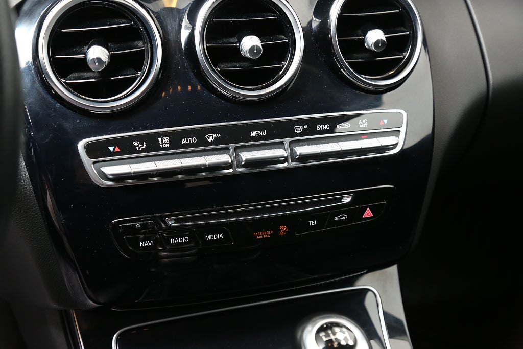 Mercedes-Benz C 180 T 156hk SE-Edition Kombi Dragkrok 2018
