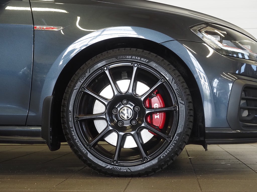 Volkswagen Golf GTI Performance 2.0 245hk DSG M-Värm Kamera Sportavgas 2020