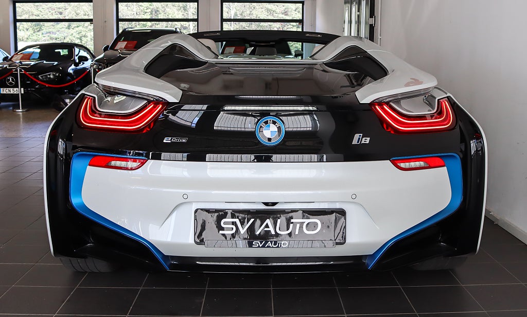 BMW i8 Roadster Laser Light HuD 360° Navi