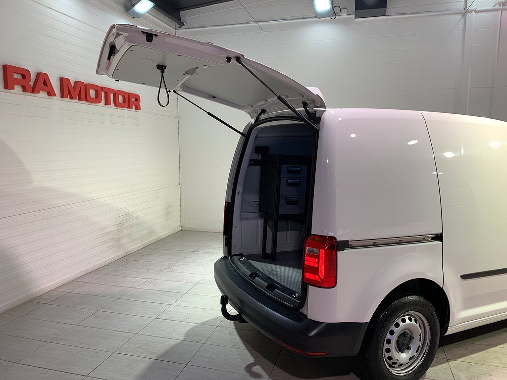 Volkswagen Caddy 2.0 TDI | Kamera | Värmare | Automat | Drag 2018