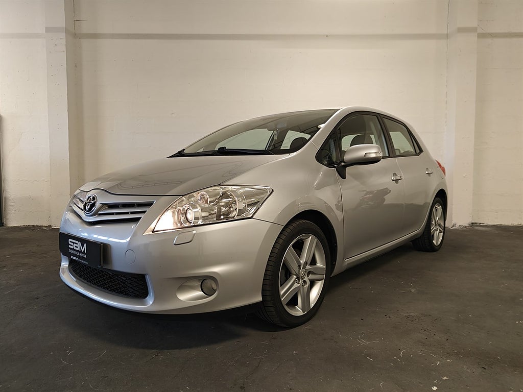 Toyota Auris 5-dörrar 1.6 Valvematic MultiMode 132hk Keyless