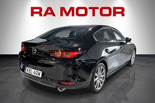 Sedan Mazda 3 5 av 24