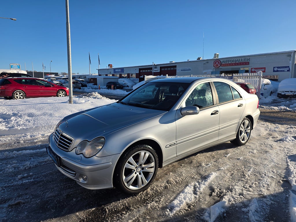 Mercedes-Benz C 180 Kompressor 143HK 0% Ränta 36 Mån