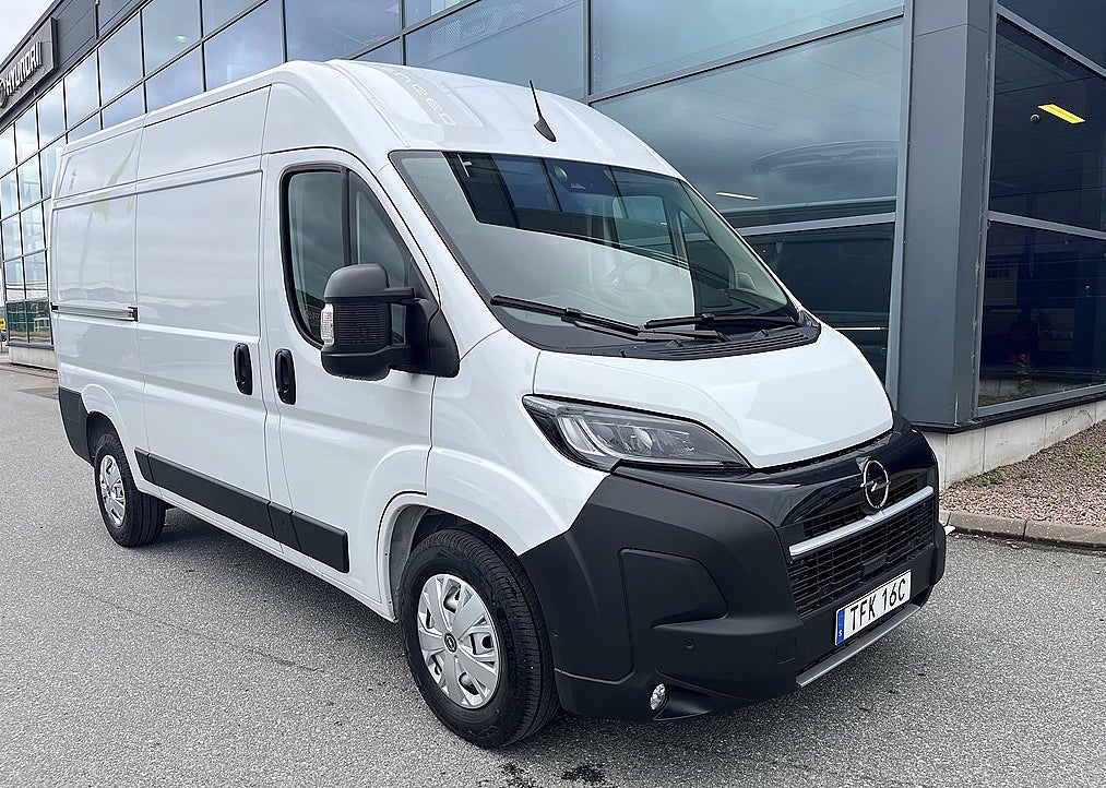 Opel Movano 140hk AT8 L2H2 Aut - HYRBIL