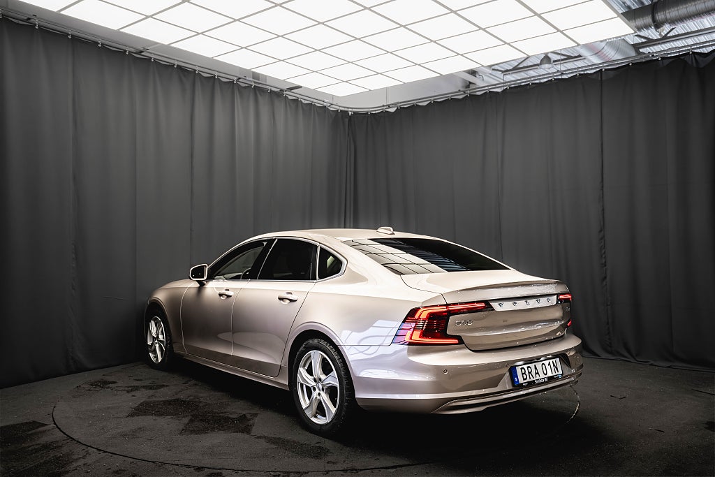 Volvo S90 B4 KOMFORTSTOLAR LÄDER KAMERA B-VÄRM MINNE GOOGLE MOMS