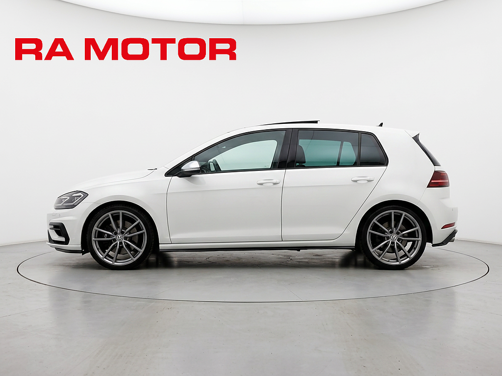 Volkswagen Golf R 2.0 TSI 4Motion 300hk | Pano | Dynaudio | Cockpit 2019