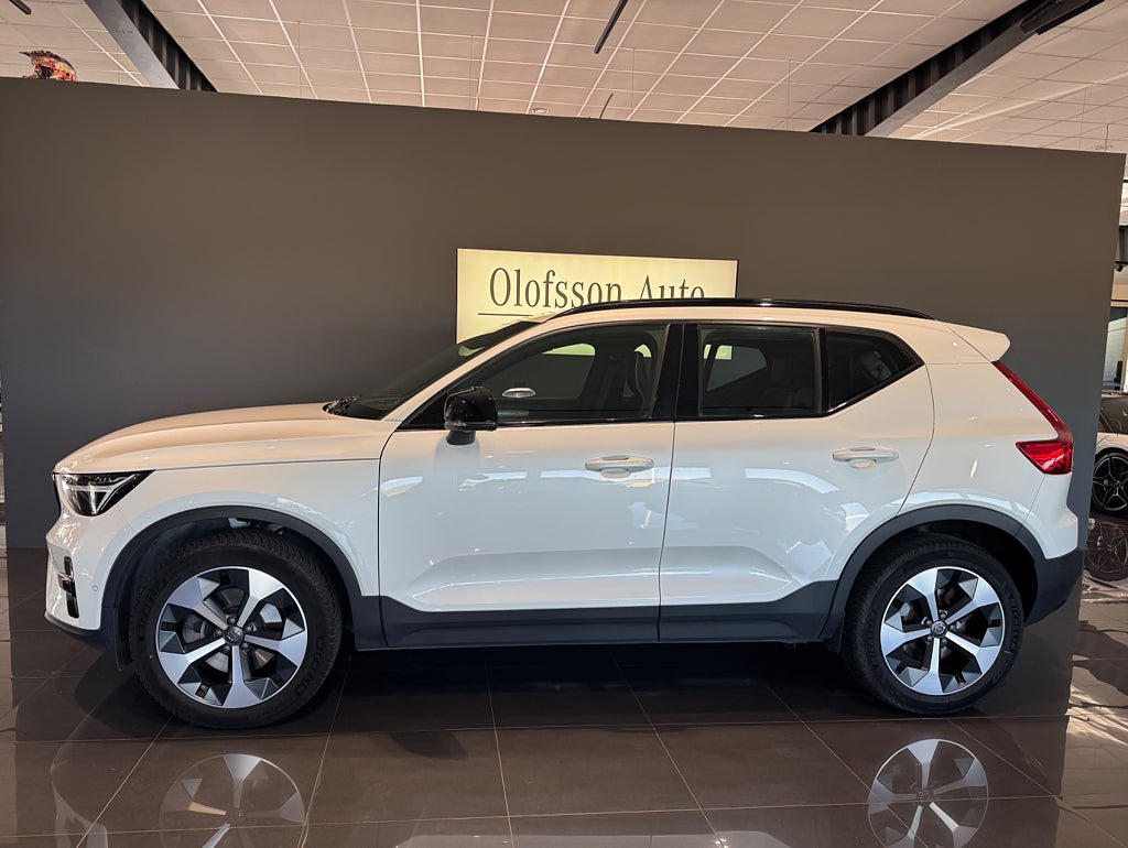 Volvo XC40 B3 DCT Ultimate Dark FWD - bild 3