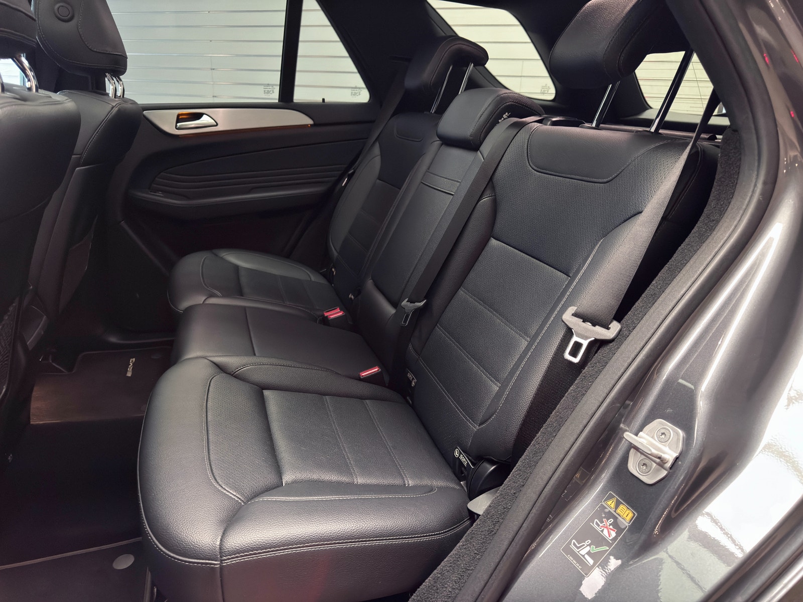 Mercedes-Benz GLE 350 d 4MATIC 9G-Tronic AMG Line |Luftfjädring|Drag|Pano 2017 - miniatyr 22