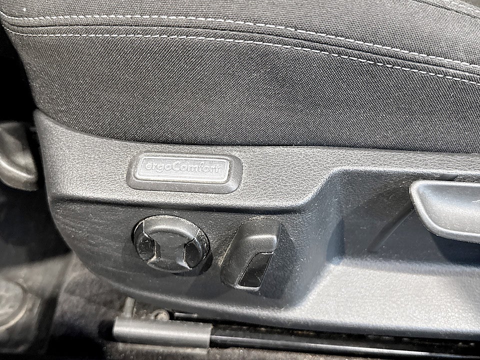 Bild på Volkswagen Passat Base Sportscombi 1.4 TSI 150hk BACKKAMERA