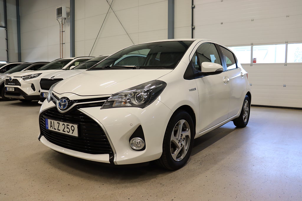 Toyota Yaris Hybrid Active Edition Feel B-Kamera P-Sensorer 101hk