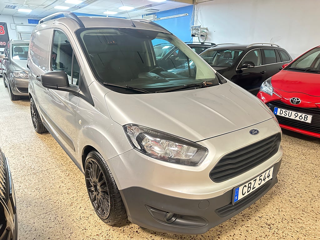 Ford Transit Courier 1.5 TDCi Ny Servad & Ny Besiktigad 