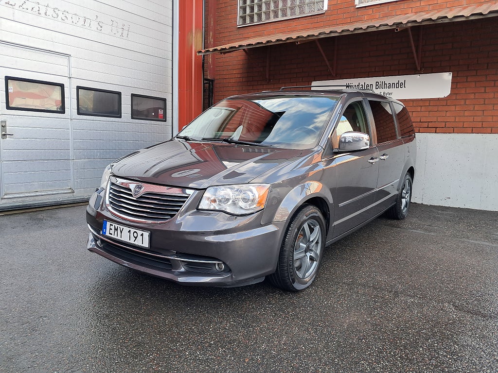 Lancia Voyager