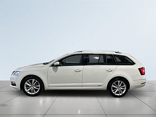 Skoda Octavia Kombi 1.5 TSI ACT Style Drag Värmare Ad Farthållare S&V – bild 4