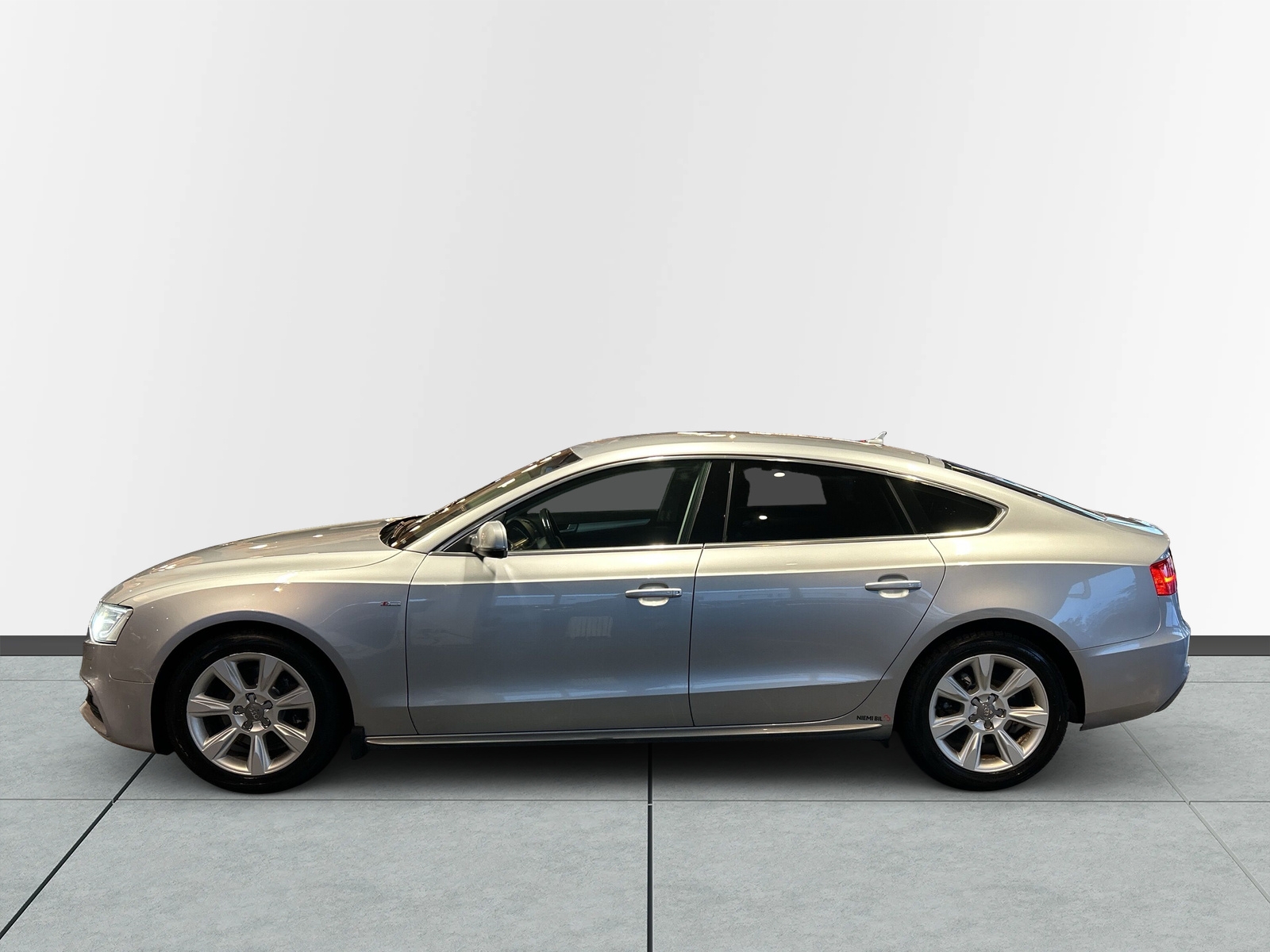 Audi A5 2016, bild 4/53