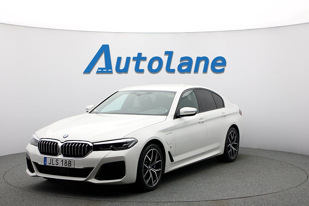 BMW 530e xDrive M Sport H/K,GPS,Drag, 292hk, Sommarkampanj 4,99%