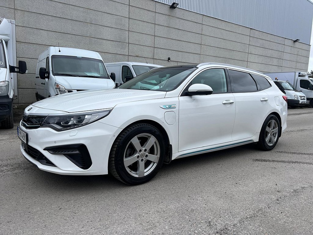 Kia Optima Sport Wagon Plug-in Hybrid Plus 2 panorama navi