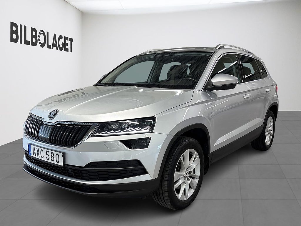 Skoda Karoq 2.0 TDI DSG 4x4 Style Drag Läder Navi Kamera...