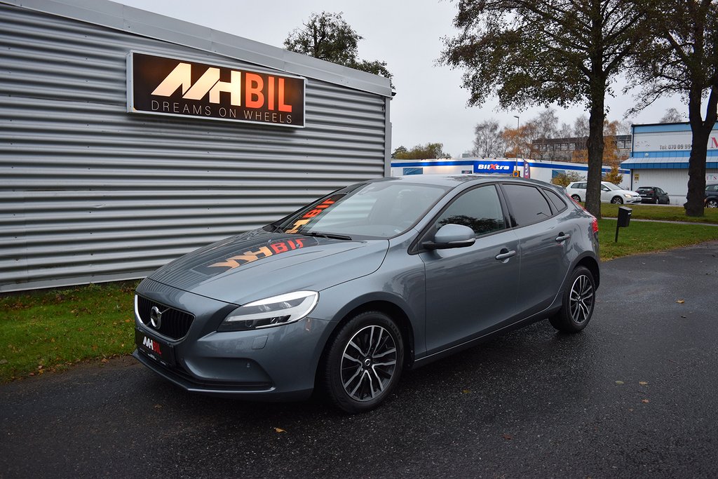 Volvo V40 D4 Automat Momentum Euro 6 Värmare Navi 190hk