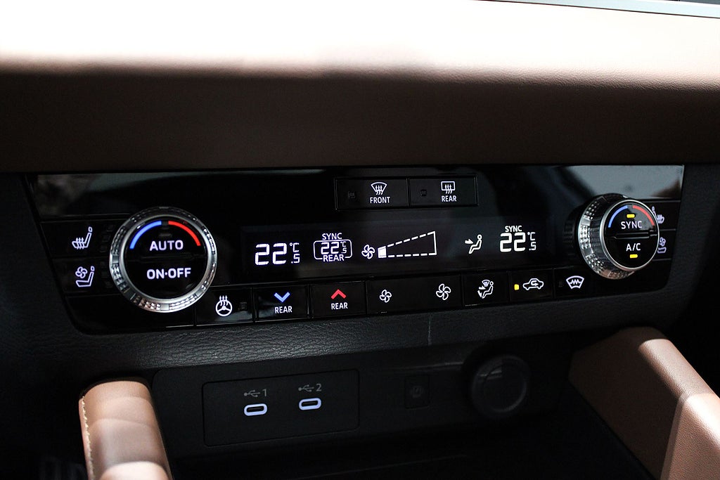 Bild på Mitsubishi Outlander Instyle Plug-In Hybrid 4WD