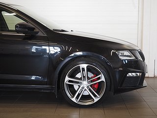Kombi Skoda Octavia 8 av 23