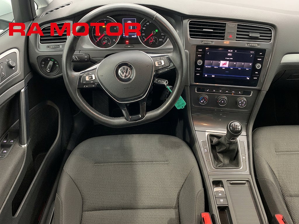 Volkswagen Golf 1.0 TSI 110hk |Adaptiv Farth | Drag | Apple Carplay | 2018
