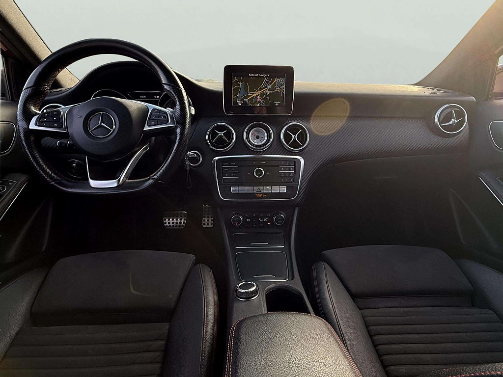 Mercedes-Benz A 180 7G-DCT AMG Line  - miniatyr 10