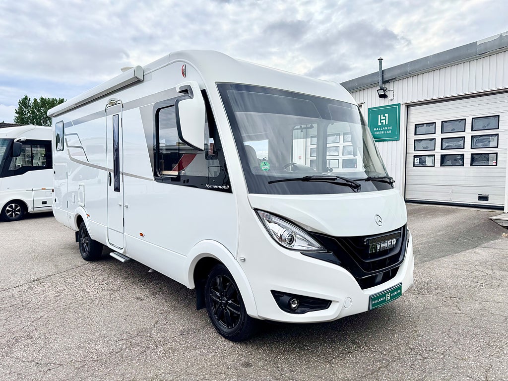 Hymer B 600 Solpanel ACx2 Last:1015kg 4-bädds 177hk 7.19m