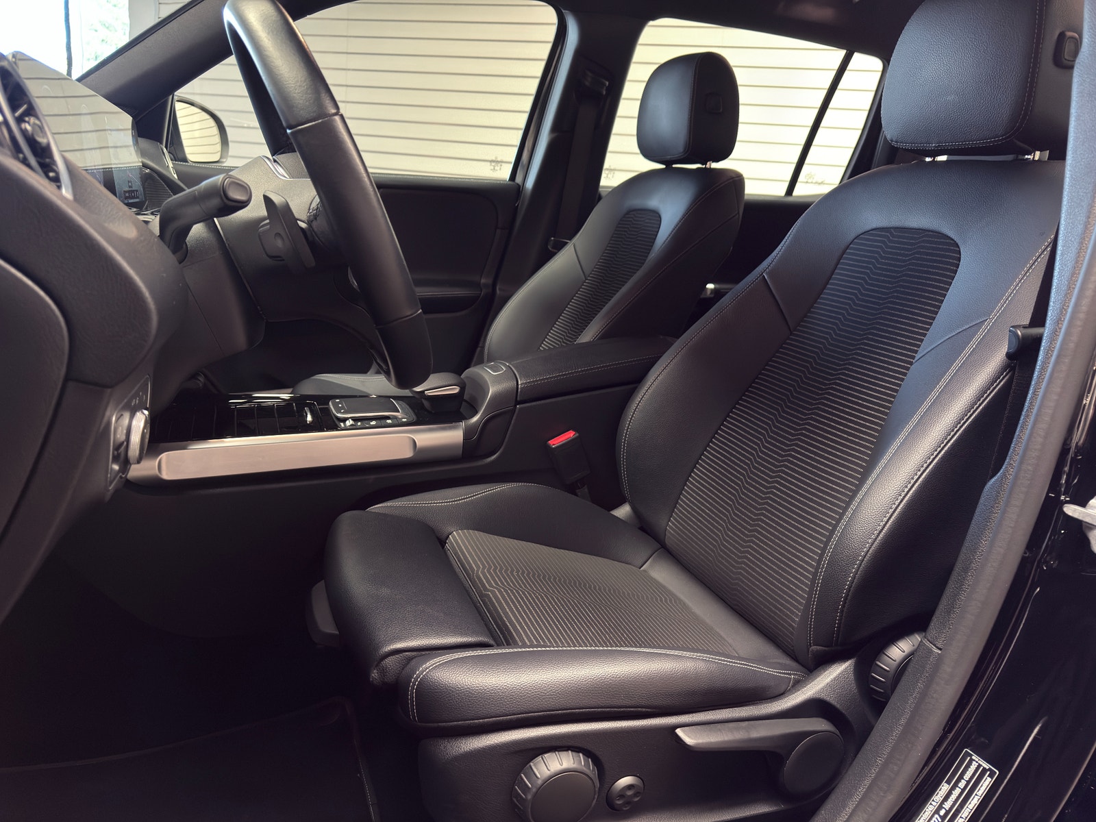 Mercedes-Benz GLB 200 7G-DCT 163hk | 7-sits 2022 - miniatyr 12