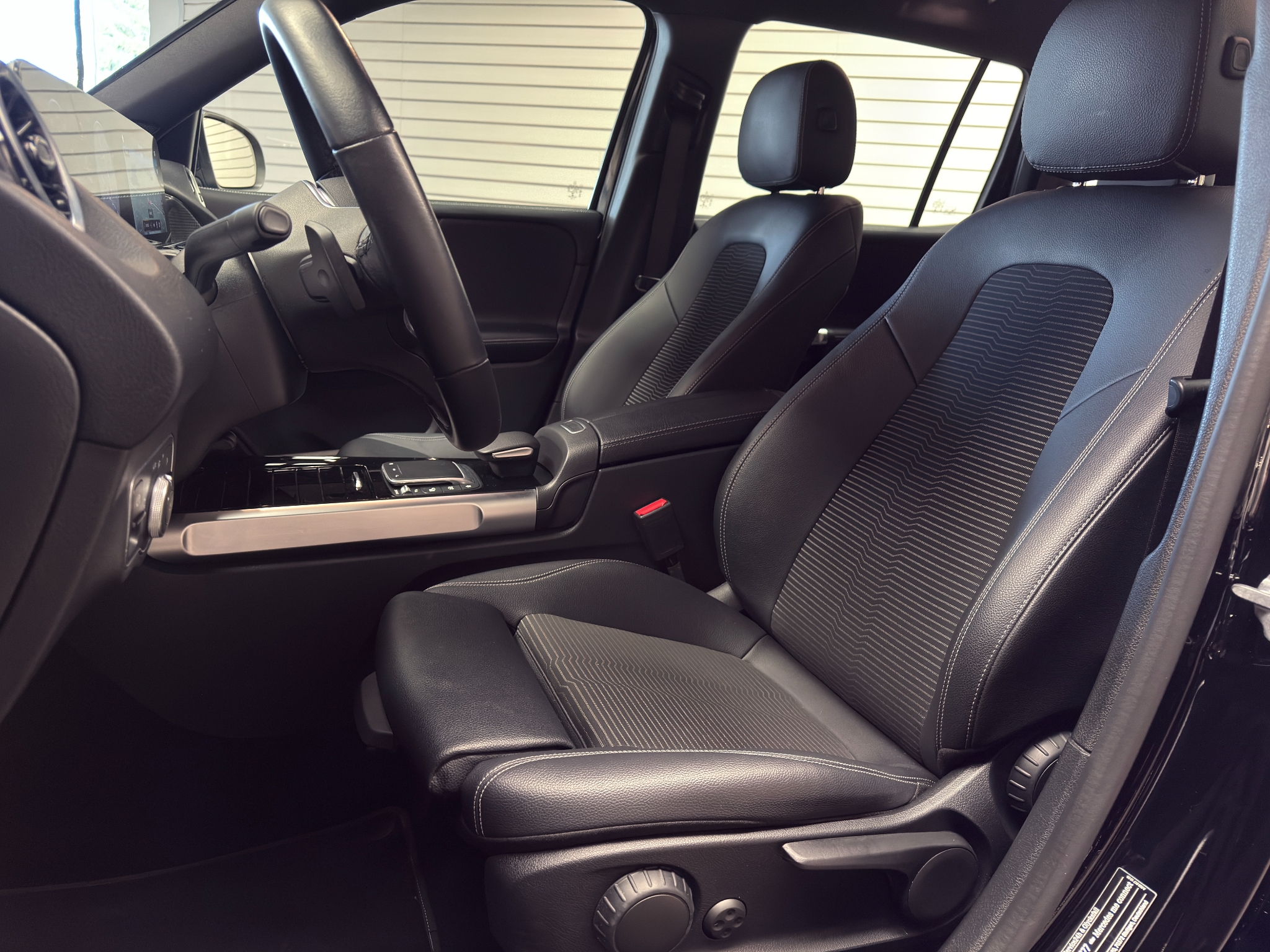 Mercedes-Benz GLB 200 7G-DCT 163hk | 7-sits 2022 - miniatyr 31