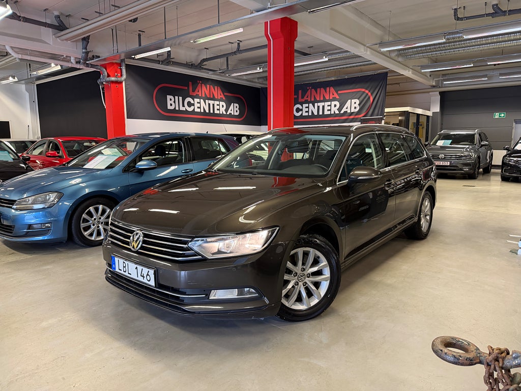 Volkswagen Passat Sportscombi 2.0 TDI Aut Drag PDC Kamera Kamrem bytt SoV