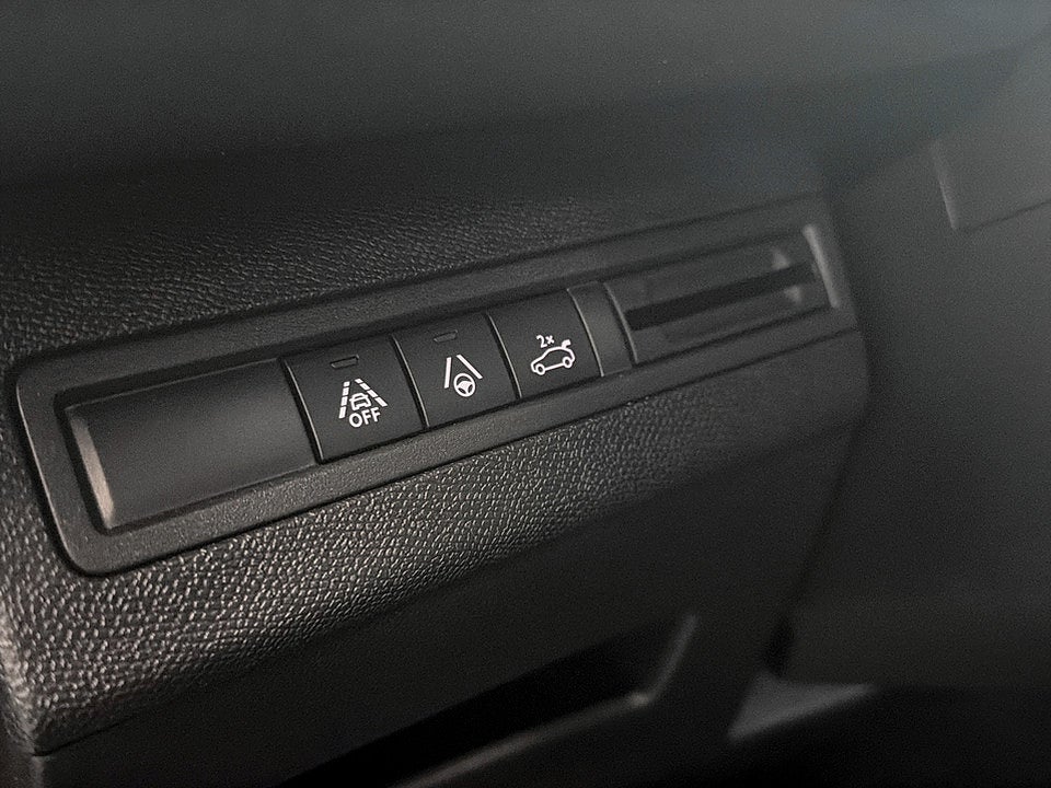 Bild på Peugeot 5008 GT 1.2 PT 130hk Aut 7-SITS B-KAMERA CARPLAY