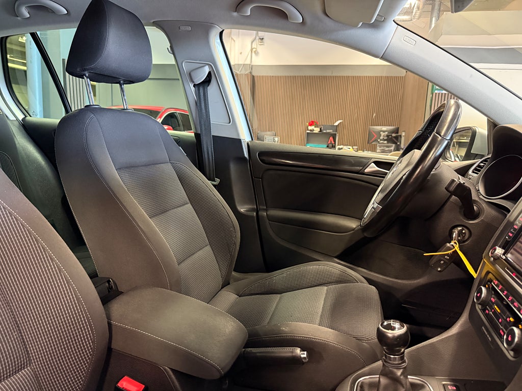 Volkswagen Golf 2011 - miniatyr 13